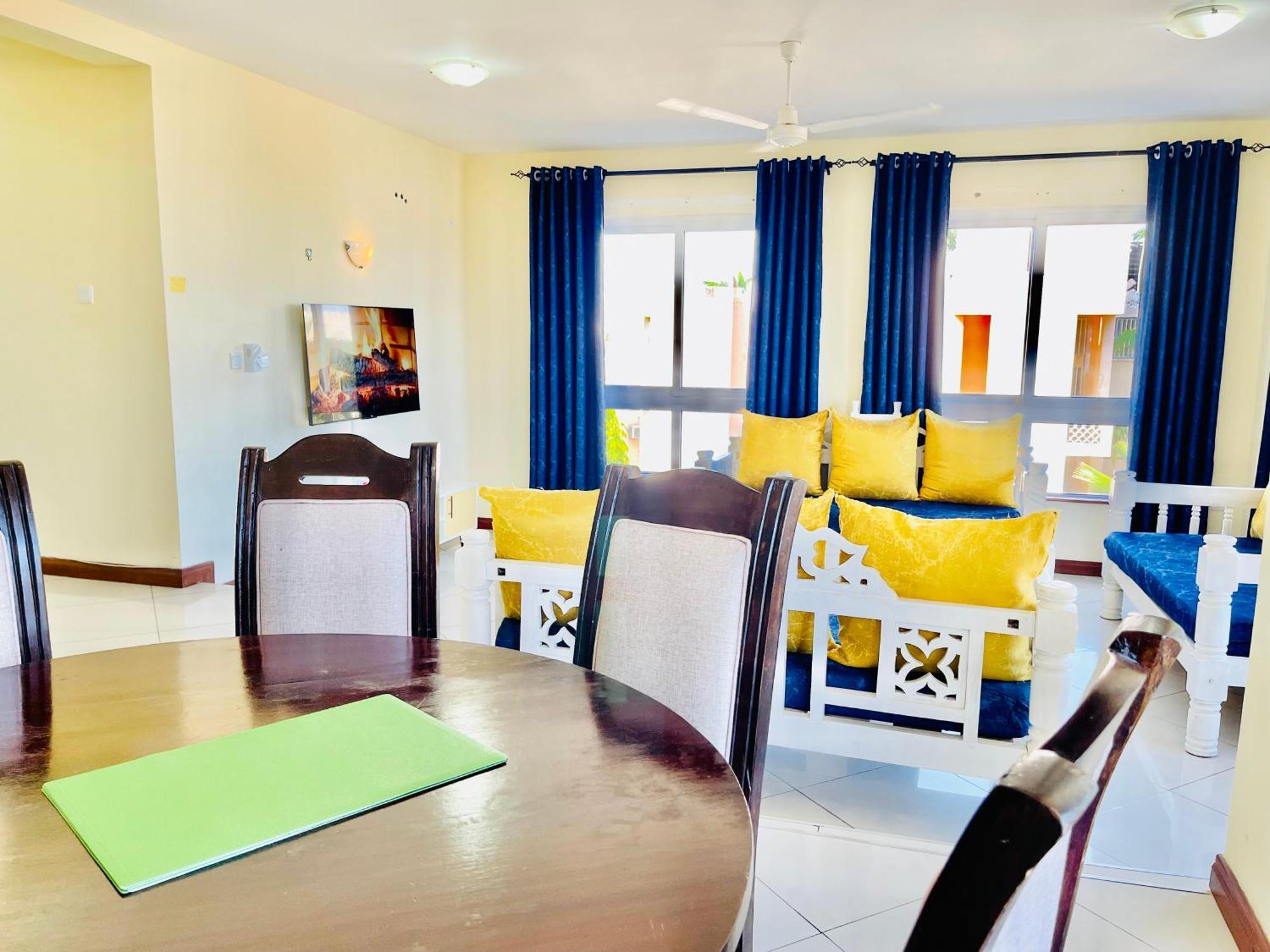 Bed and Breakfast Elna'S Nyali - Work & Unwind - Pool, Sea Views, Ac & Fast Wi-Fi à Mombasa Extérieur photo