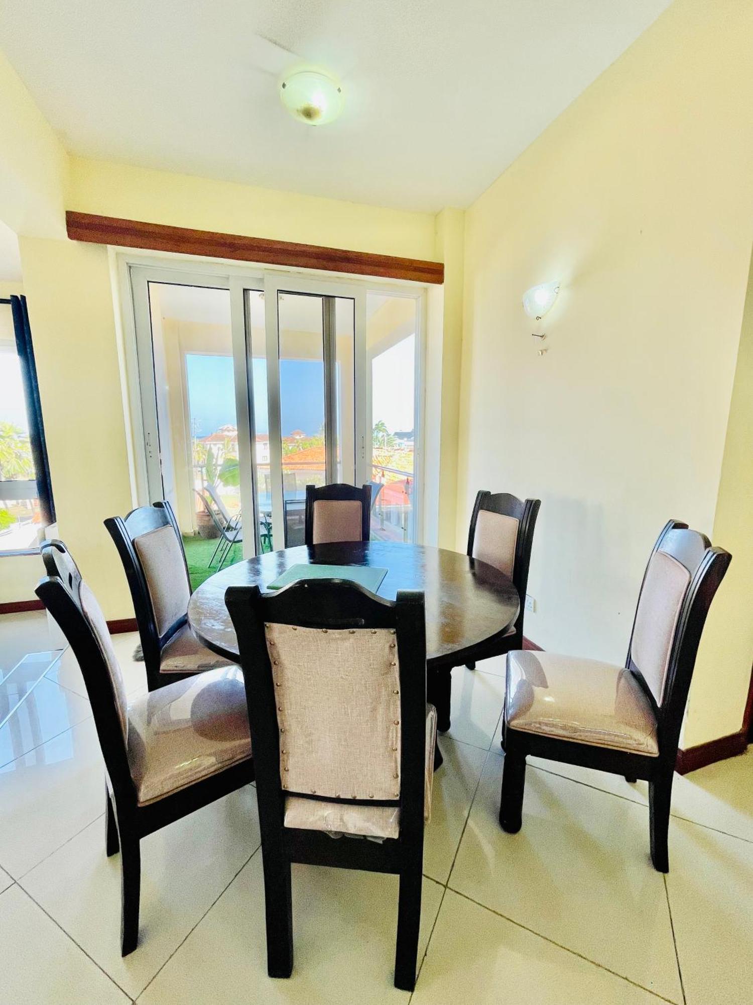 Bed and Breakfast Elna'S Nyali - Work & Unwind - Pool, Sea Views, Ac & Fast Wi-Fi à Mombasa Extérieur photo
