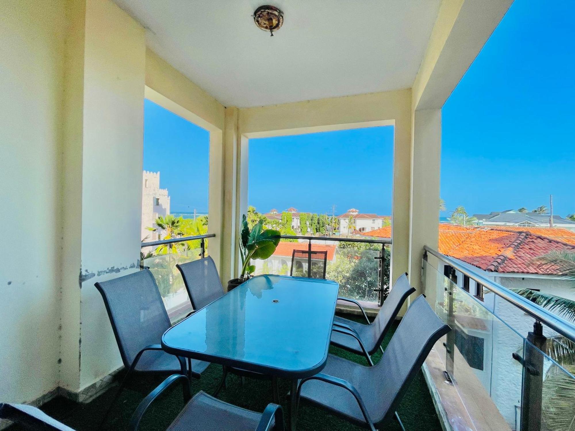 Bed and Breakfast Elna'S Nyali - Work & Unwind - Pool, Sea Views, Ac & Fast Wi-Fi à Mombasa Extérieur photo