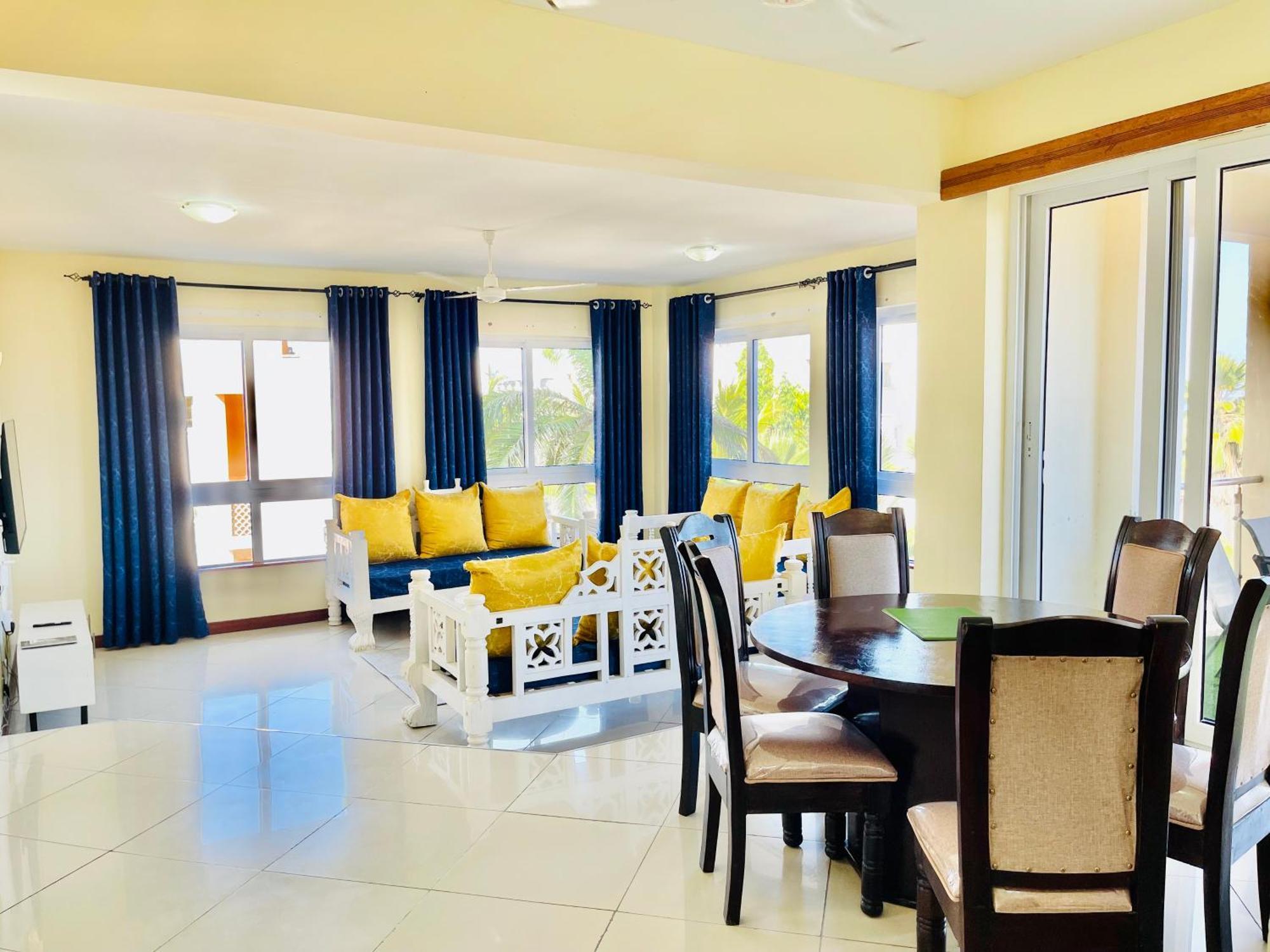 Bed and Breakfast Elna'S Nyali - Work & Unwind - Pool, Sea Views, Ac & Fast Wi-Fi à Mombasa Extérieur photo